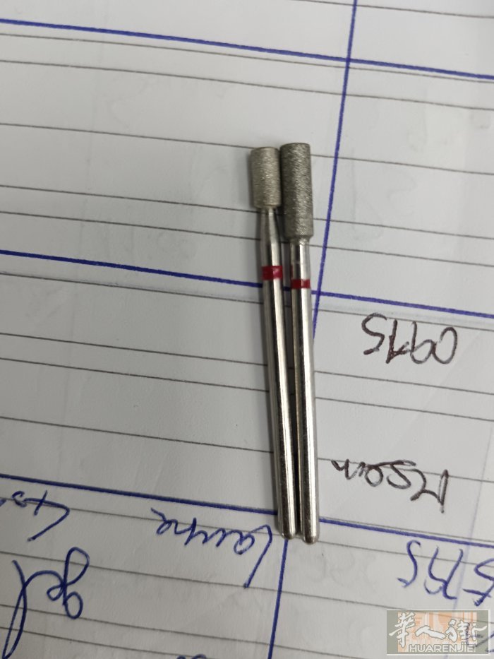 招聘美甲师3500--40000.中工2000---3000.学徒600
