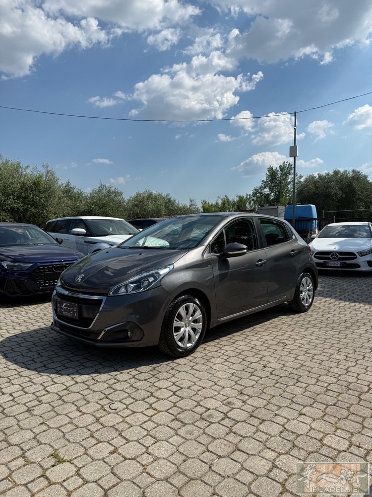 新手可开Peugeot 208 1.2汽油 手动挡 2019年 44000 km
