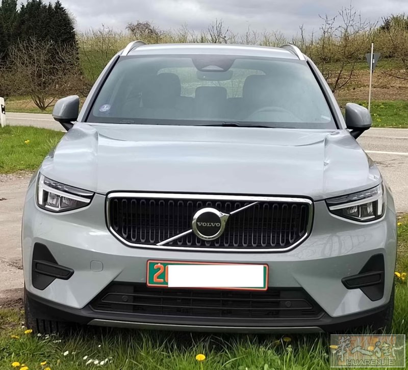 Volvo XC40 外交车 汽油自动挡8cv  2025年9千公里、保修2