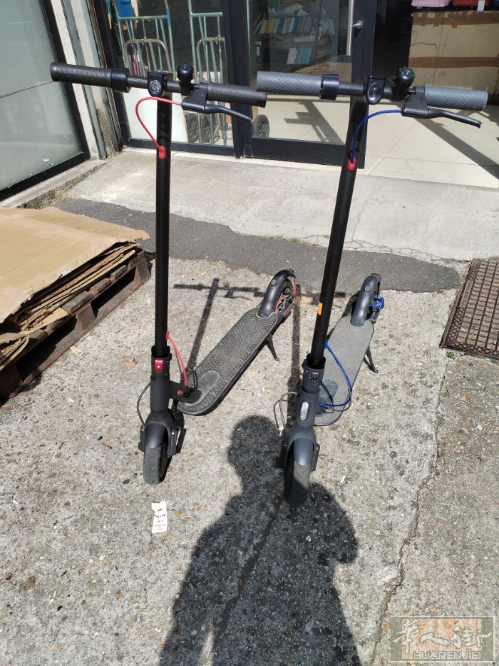出小米电动车 一个120 一个180 电话0607491943