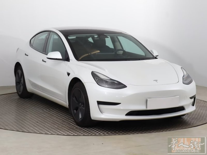 特斯拉Tesla Mode3 纯电车自动挡 智能驾驶、续航580公里、2023年
