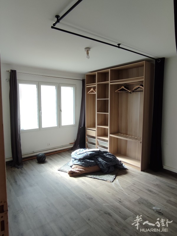 https://att.huarenjie.com/attachment/information/20260531/1780230038768594.jpg