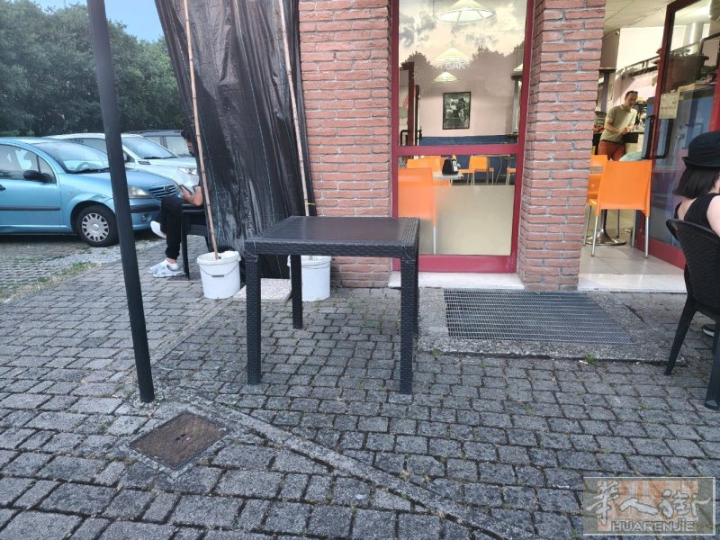 reggio 酒吧转让 本人因有事急需回国一趟 酒吧环境好 空气好 停车位多 有