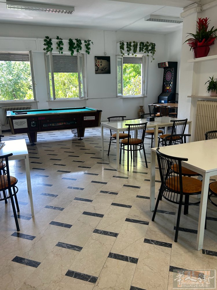 白菜价2.8w出售一酒吧,有急事。Brescia省Montechiari城市已开