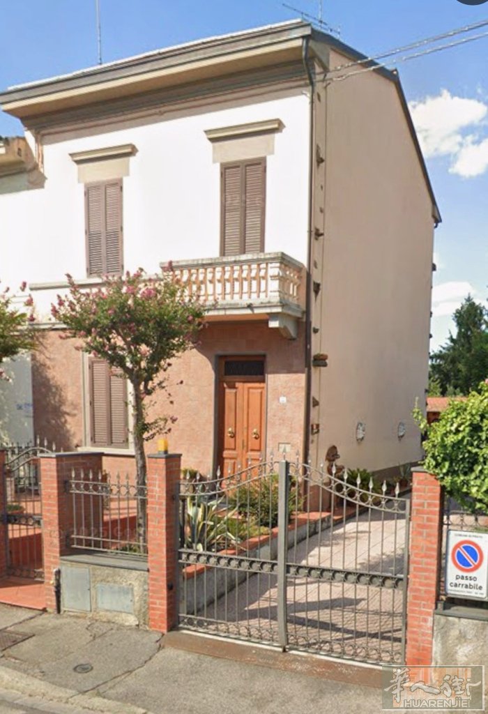 storrzi教堂⛪️附近 via cilaini 三面空落地房出租，三房一厅一