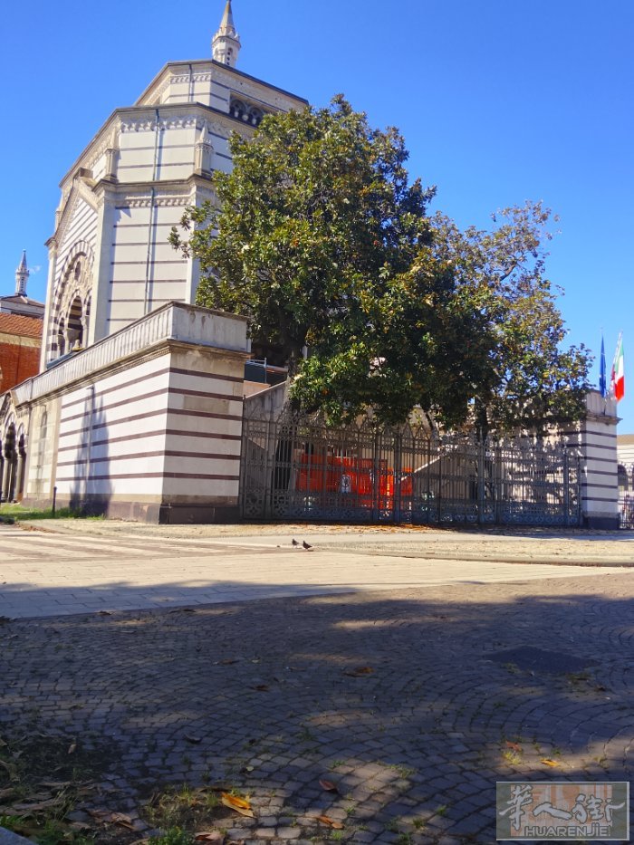 🇮🇹米兰市内住家快速可以办理暂住证！！！ 🇮🇹有单间有套房出租长租以及短