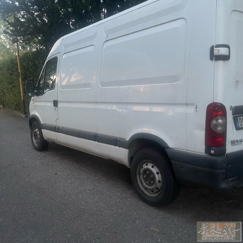 出一辆二手camion 有意者电话联系 需过户