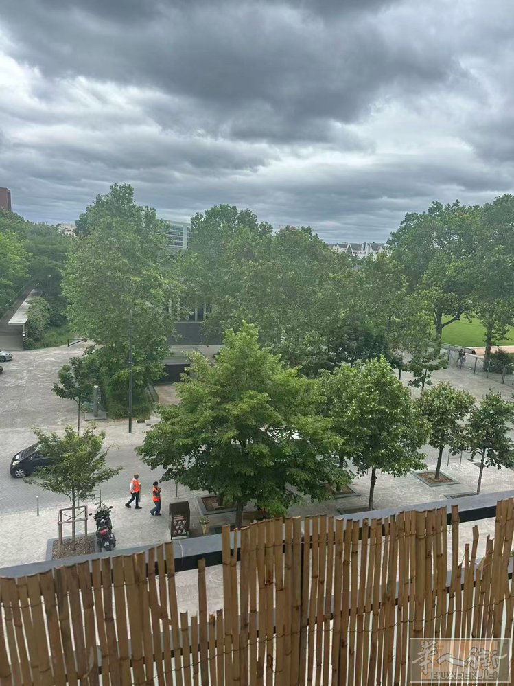92省 Rueil-Malmaison 优质房源，步行约8分钟直达RER A，通
