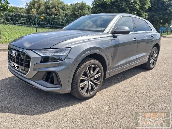 Audi Q8 S-line  2021年 3.0柴油 286cv 10万公里