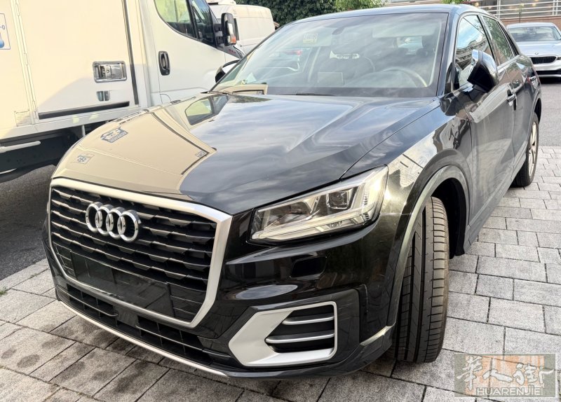 Audi Q2 2019年 10万5千公里 1.6排量 116cv 柴油 电话/