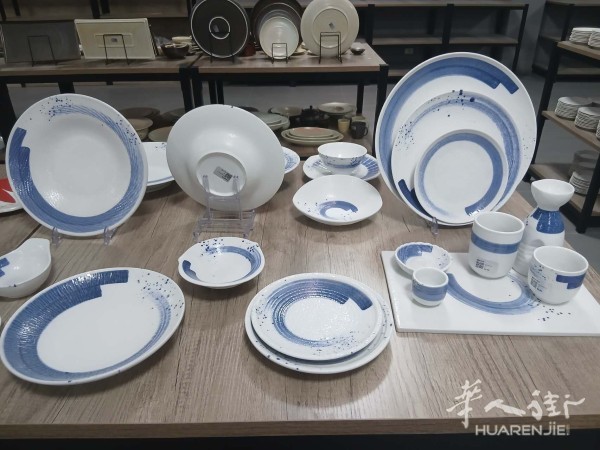 https://att.huarenjie.com/attachment/information/20260605/1780650495695519.jpg