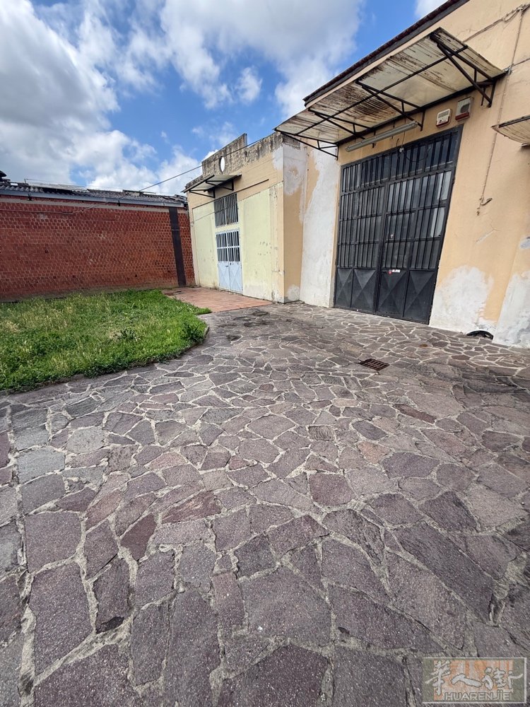 工厂带住家出售：via cava  住家110 3房一厅一厨落地房，另加50 平