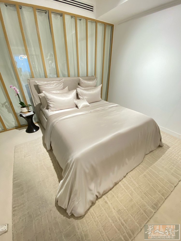 【出售】IKEA 双人床两套（床架+床垫）近全新｜Popup展厅展示品｜700欧