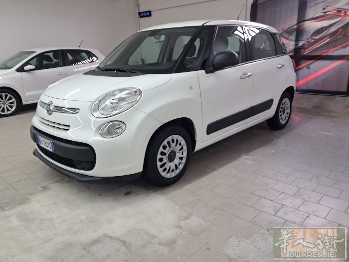 新驾照可以开 FIAT 500L 2013年 1.30柴油 15万公里 手动挡