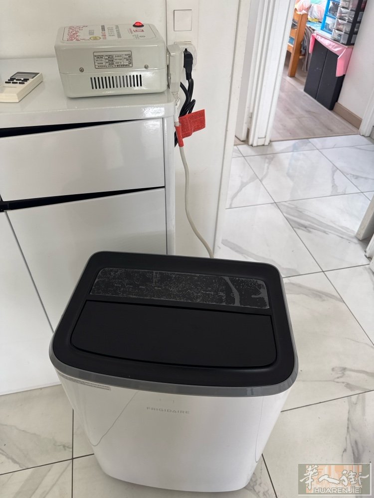 找会检修移动空调的师傅，有意者电话联系0659577295
