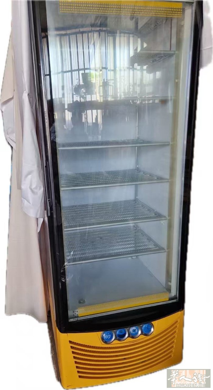 bergamo 380出一个立体冰柜需要的打电话3778418139