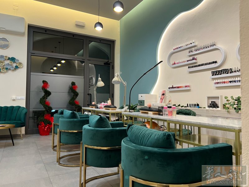 parma 附近城市 casalmaggiore 招聘中工一名 工资2000/2