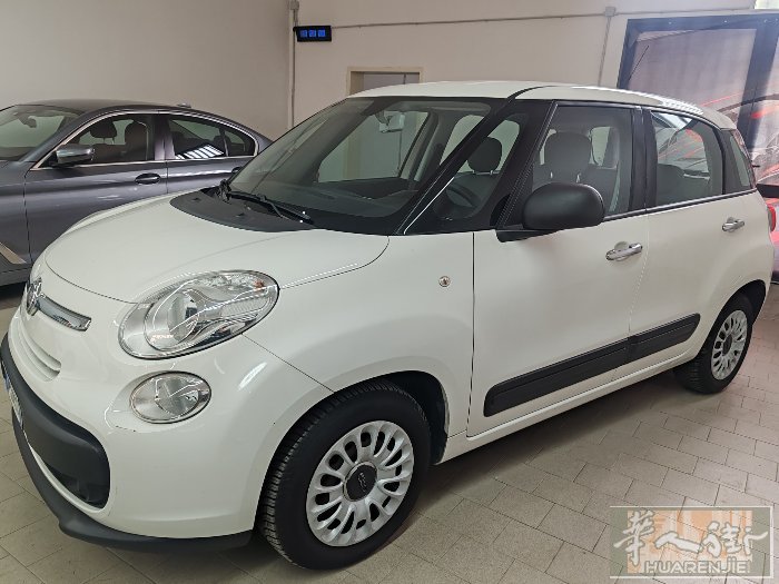 新驾照可以开 FIAT 500L 2013年 1.30柴油 15万公里 手动挡