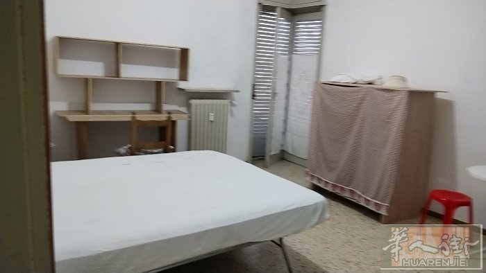 parma近火车站附近大房间长期搭铺有网络暖气近中国超市3899046889