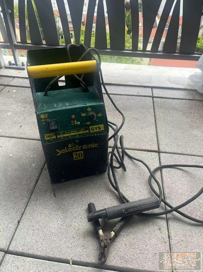 出闲置电焊机100欧  有意请电