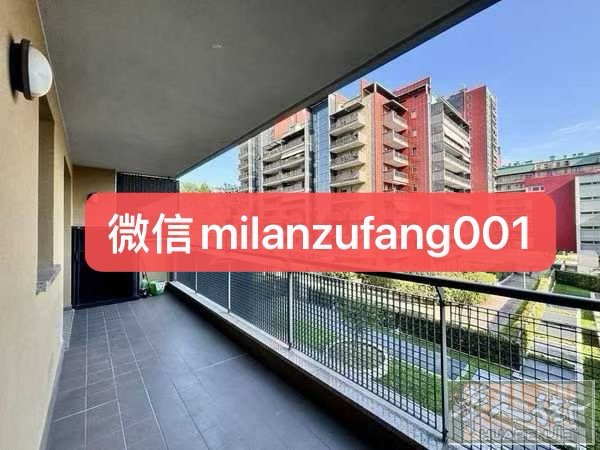 米理bovisa 旁边，步行五分钟，新楼盘，四室二卫，每个卧室都带大阳台，九月一