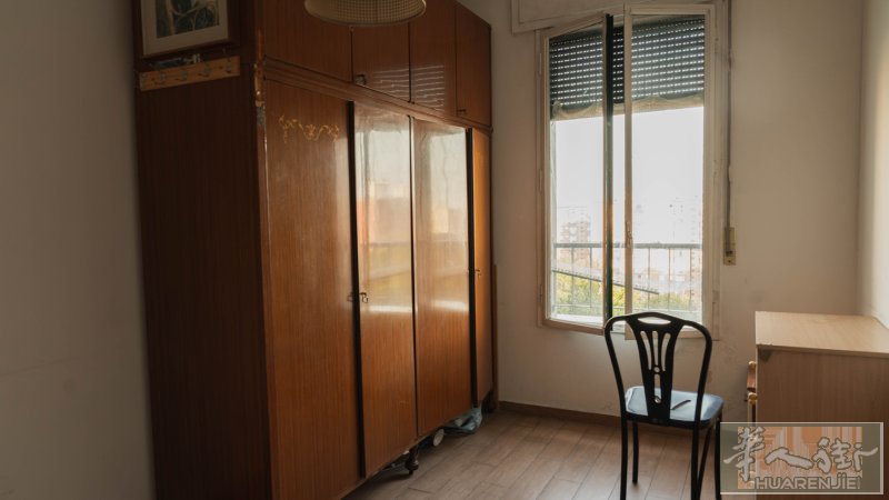 【米兰绿线 Piazza Abbiategrasso 附近房间出租】