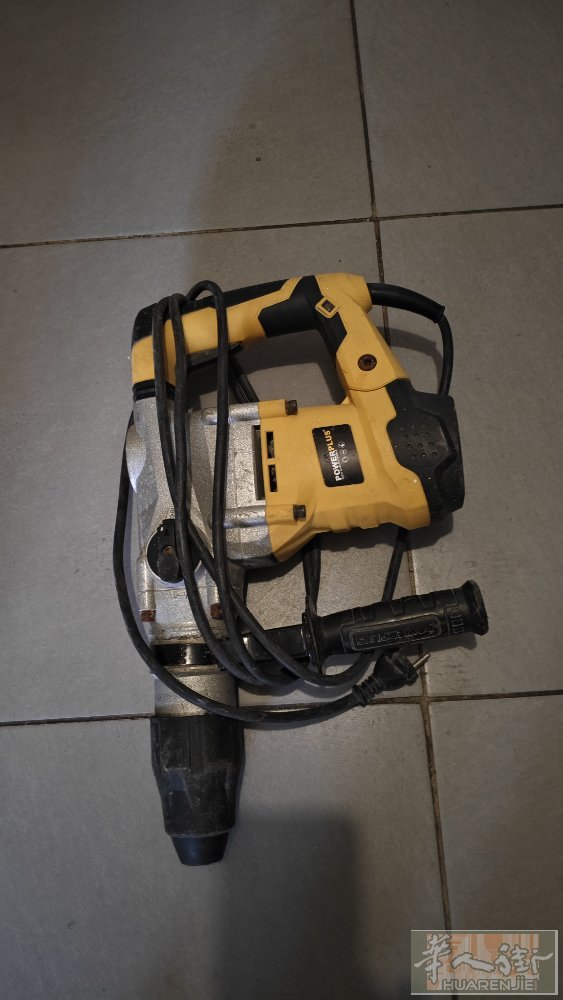 处理装修工具电钻  电锯  各种装修工具