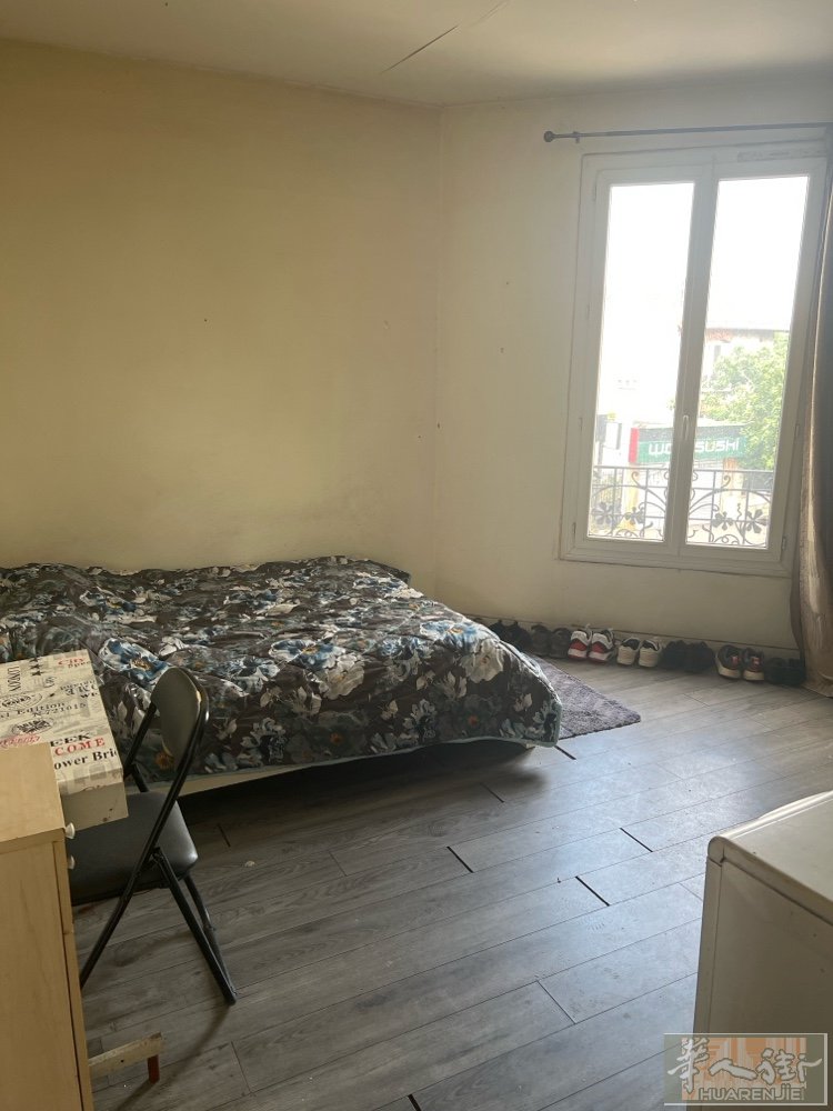有没有需要大房间的 别墅房1️⃣间18个平方 只找男的 （女士勿扰）📞0768
