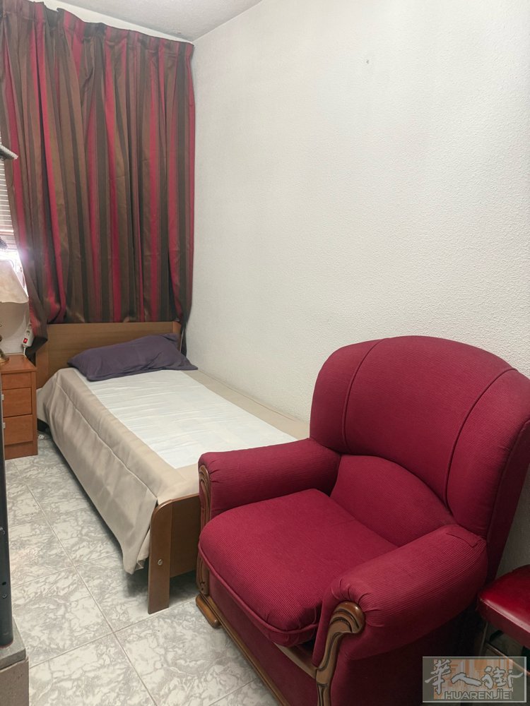 getafe跟parla有日租房，月租房出租，夫妻房 免中介费615536388