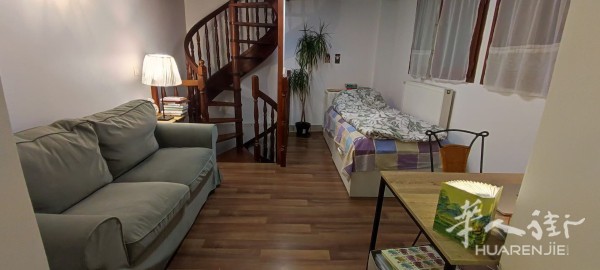 https://att.huarenjie.com/attachment/information/20260609/1781015560346153.jpg
