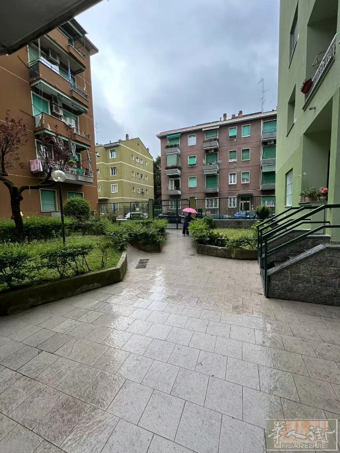 米兰:红线地铁，《gorla》， 区域: viale Monza/via  pa