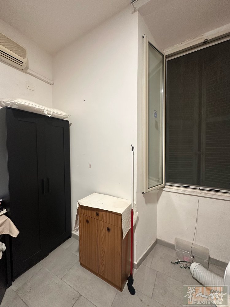 【Piazza Vittorio独卫房出租】  18㎡大房间，带独立卫生间，不用