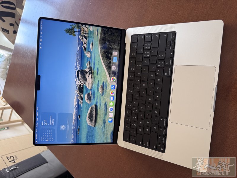 MacBook Pro 14 寸,M4Pro芯片,硬盘 512GB