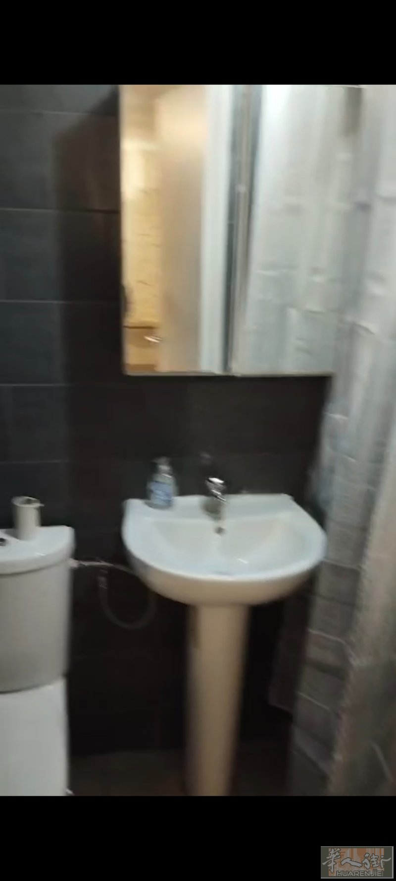 94超级安全区独立studio 马上可以入住。家具齐全。可申请房补0650157531