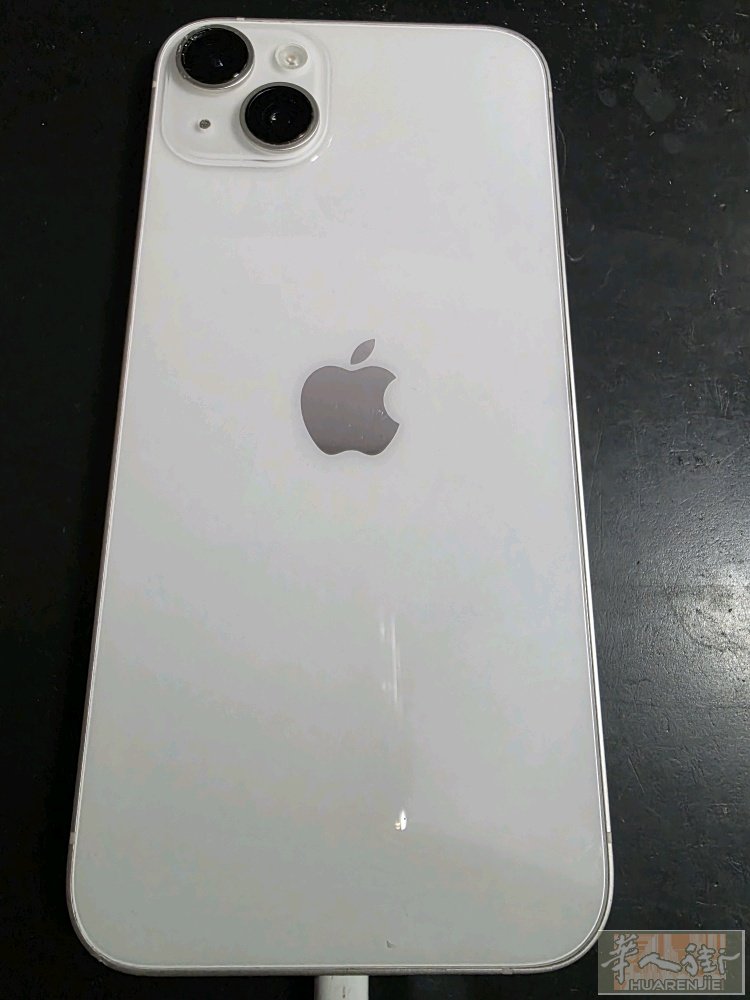 iphone苹果14plus ，128G白色有个一个角小磕碰，没有修过，电池78