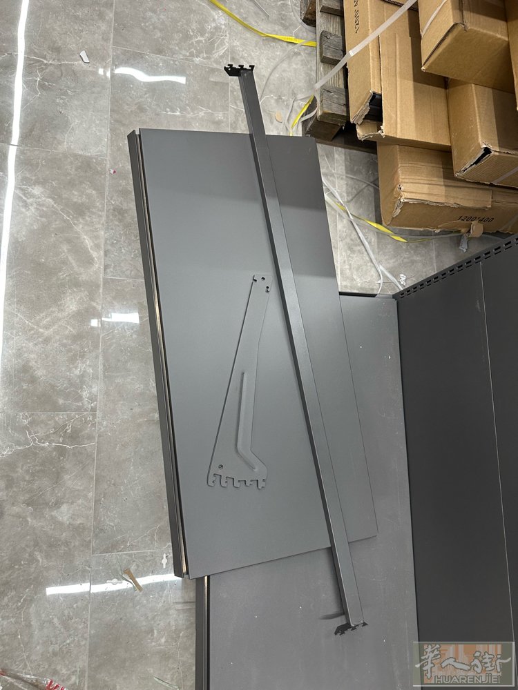求购如图货架层板90cmx40，层板120x40，横杆89.5cm和托臂，颜色深