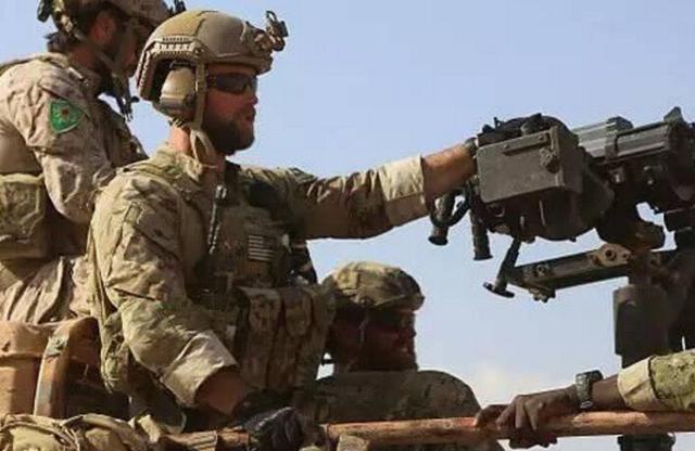 美特种兵戴库尔德武装标志 土耳其称其是恐怖分子 - 军事 - 华人街网